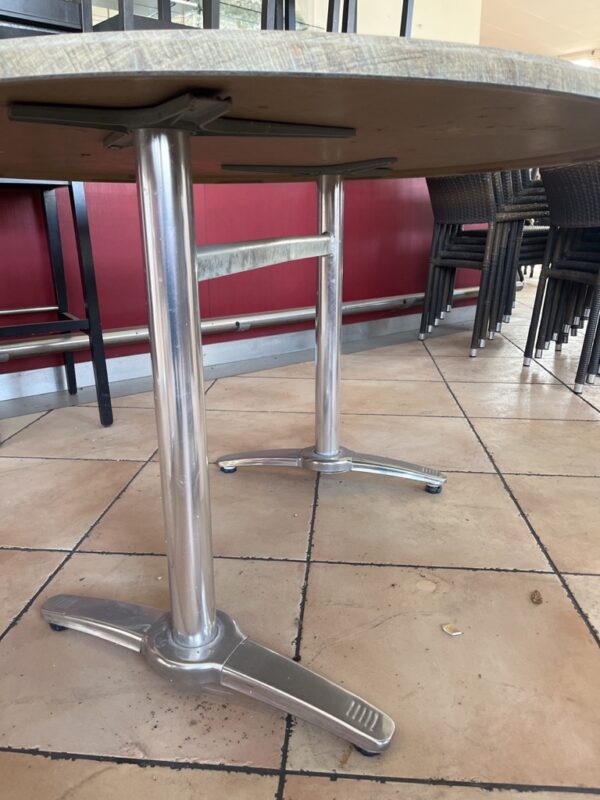 Table terrasse restaurant ronde – Image 2
