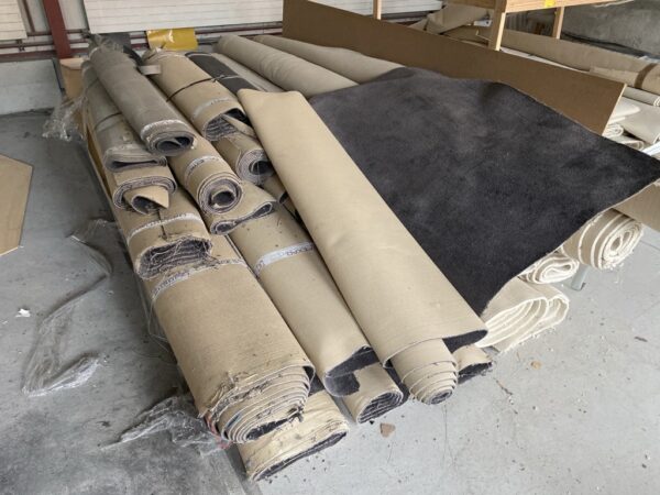 Moquette grise foncé