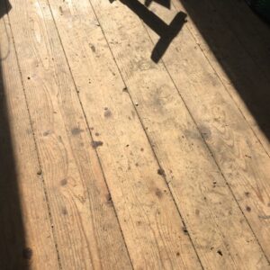 Plancher vieux bois