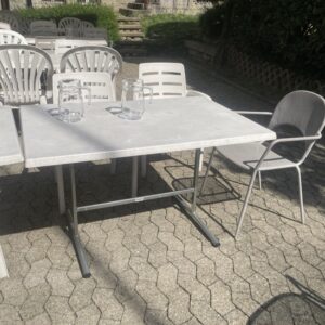 Tables d’extérieur