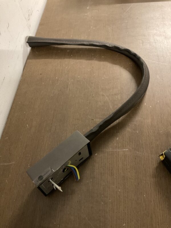 Lampe à fixer cuir – Image 3
