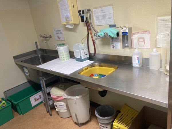 Plan de travail inox avec 2 bacs