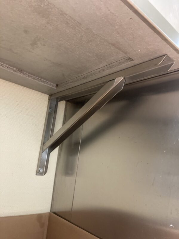 Plan de travail inox avec 2 bacs – Image 2