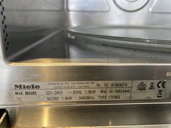 Four microondes Miele M6262 – Image 3