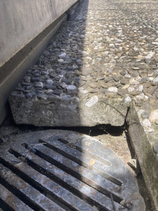Dalette de toiture en béton lavé – Image 2
