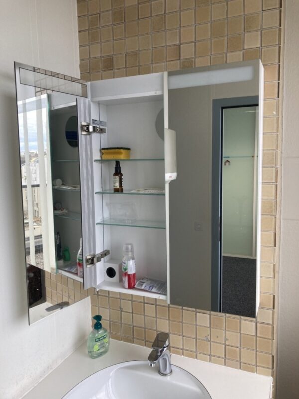 Armoire à pharmacie – Image 2