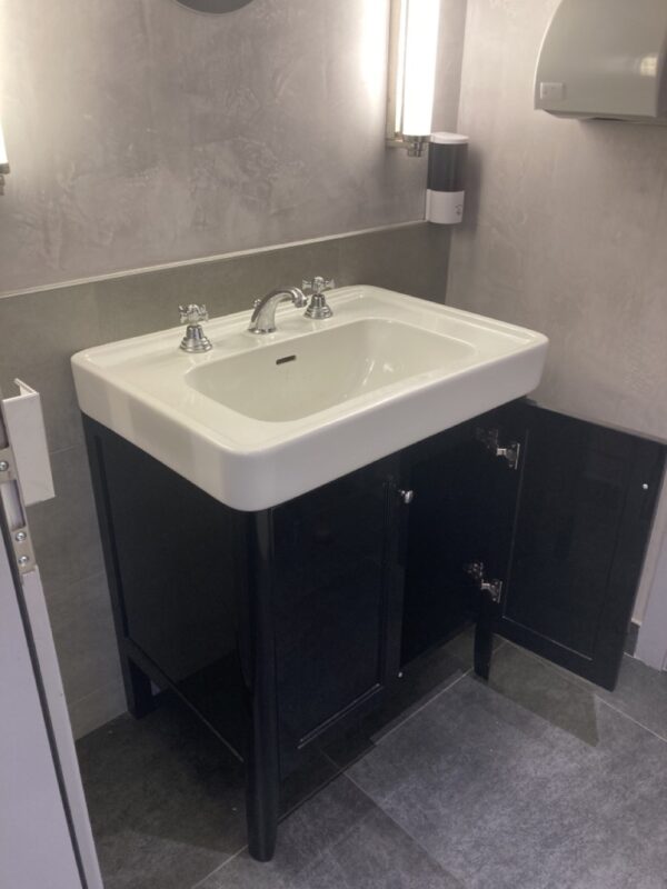 Lavabo avec meuble retro – Image 2