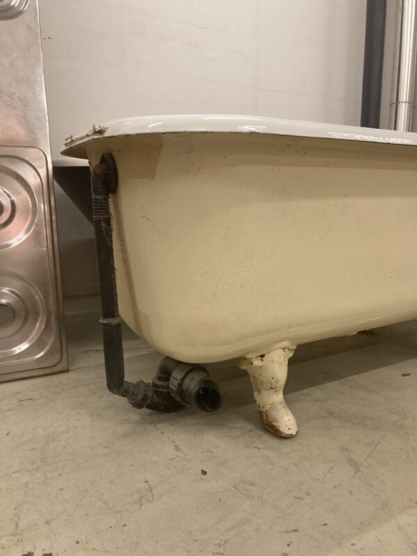 Baignoire en fonte à rénover – Image 2