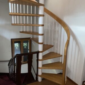 Escalier à colimaçon bois