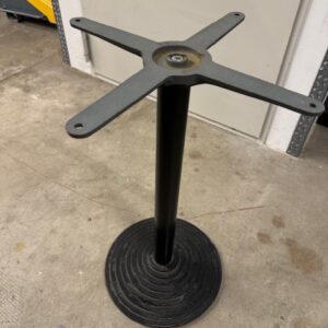 Pied de table
