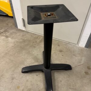 Pied de table