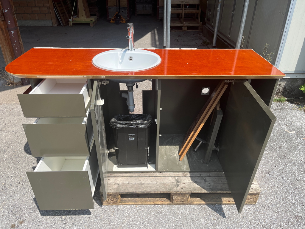 Meuble sdb avec vasque et mitigeur – Image 2