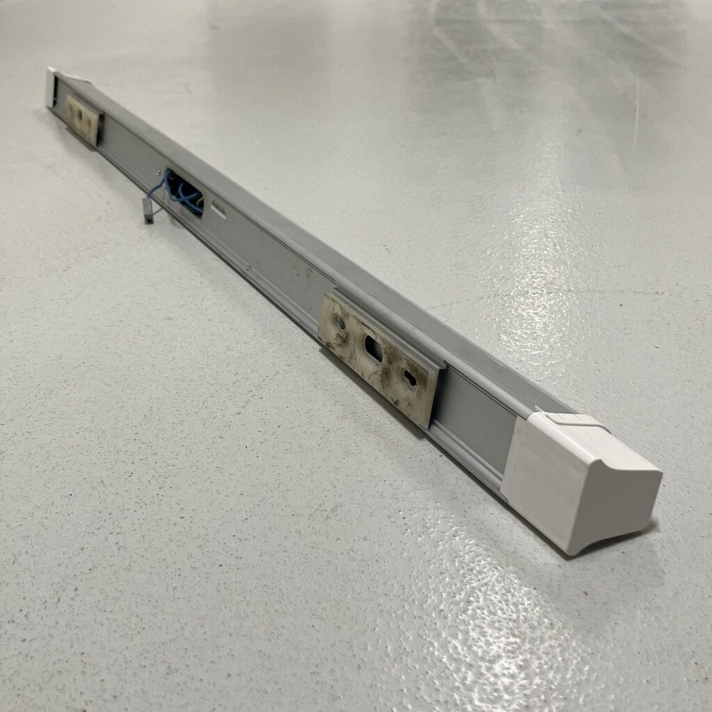 Lot(s) de 8 plafonnier LED linéaire simple – Image 3