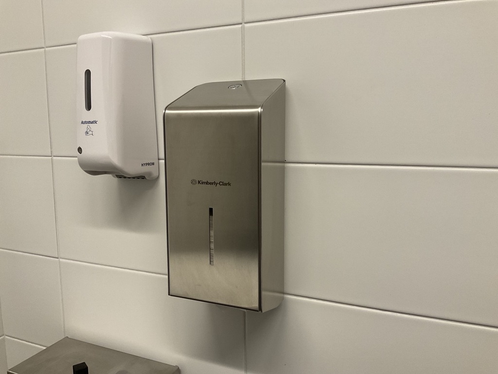 Distributeur papier toilettes