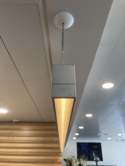 Luminaire LED suspendu – Image 2