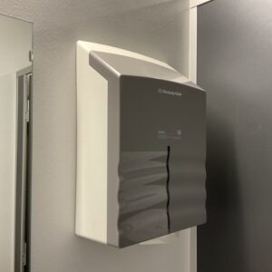 Distributeur essuie main