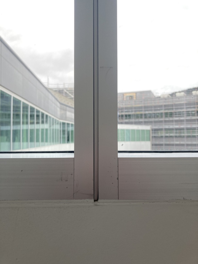 Fenêtre asymétrique fixe – Image 3