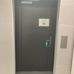 Porte sortie secours simple