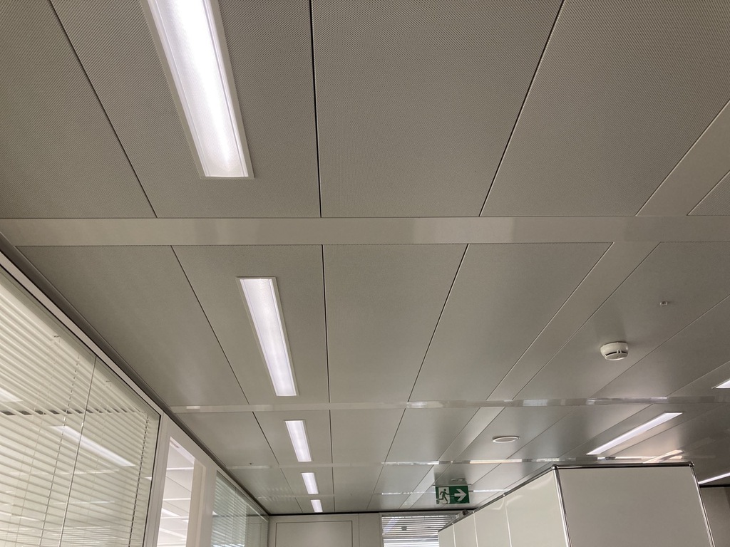 Faux-plafond metallique