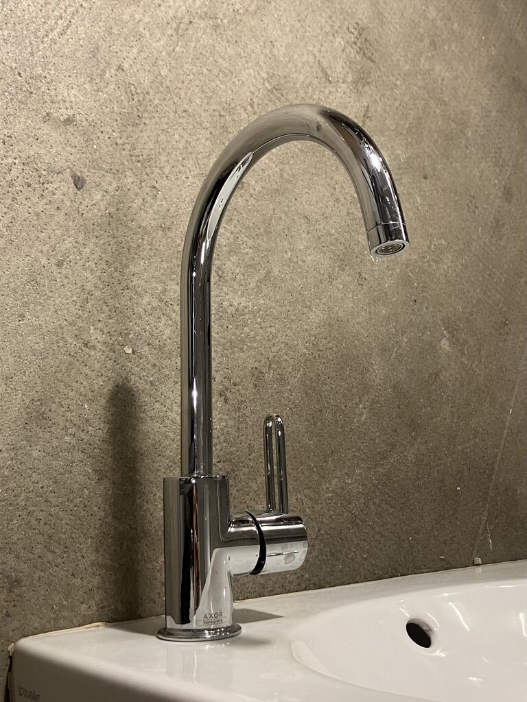 Lavabo Duravit et robinet Axor – Image 2