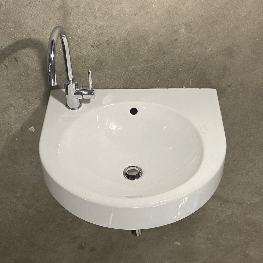 Lavabo Duravit et robinet Axor – Image 3