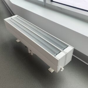 Radiateur sur pieds très petit