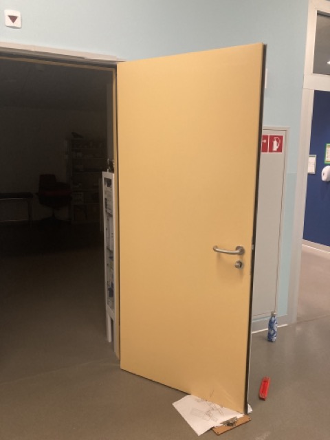 Porte assymétrique pleine – Image 3