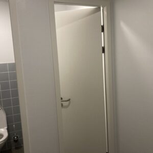 Porte de WC battant simple ouv. int. D