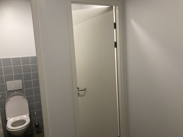 Porte de WC battant simple ouv. int. D