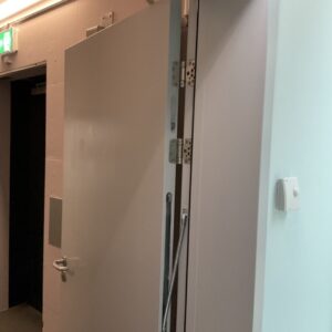 Porte escaliers coupe feu