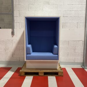 Horreds MUTE ARMCHAIR BLEU CLAIRE