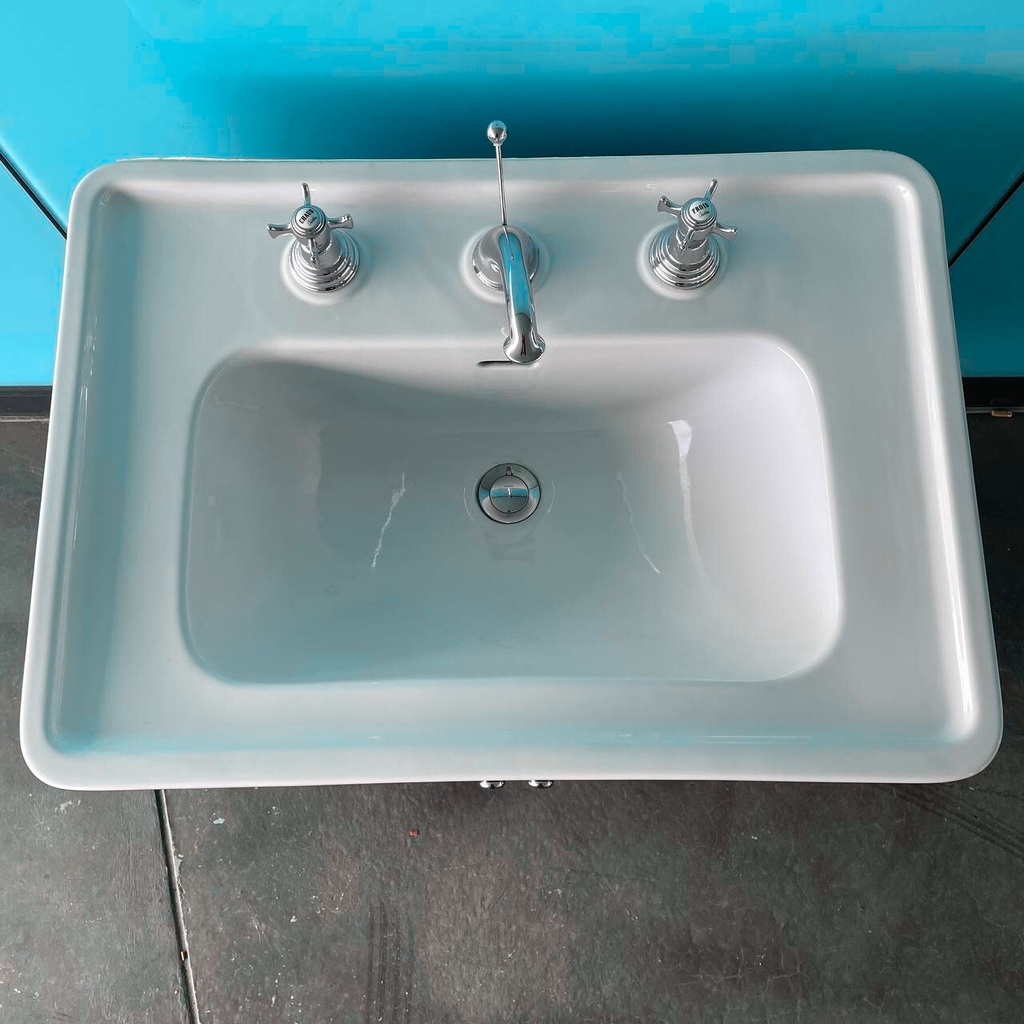 Lavabo avec meuble style vintage – Image 3