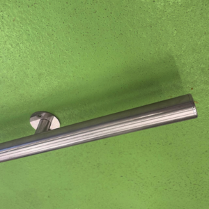 Main courante inox L: 1530 mm Ø 33 mm Avec support