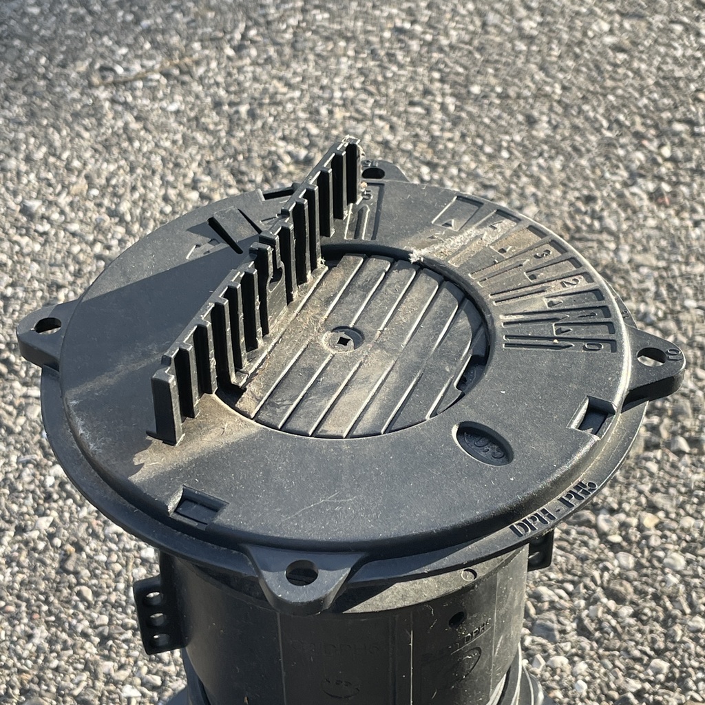 Plot de terrasse Buzon DPH-5 avec rehausse DPH-C5 – Image 2