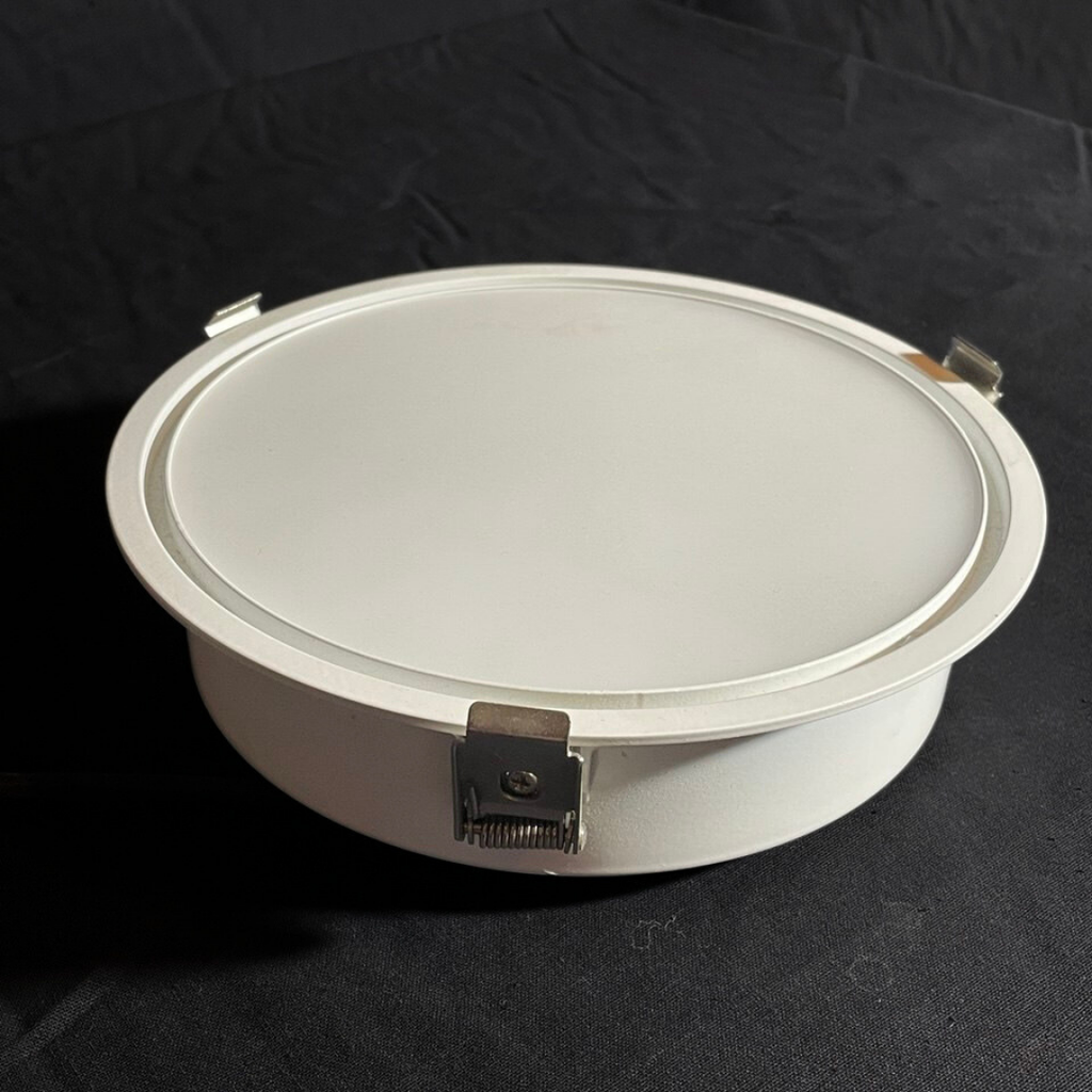 Plafonnier LED rond encastrable – Image 2