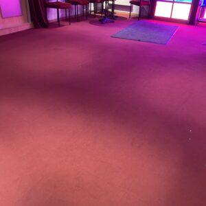 Moquette en dalle rouge