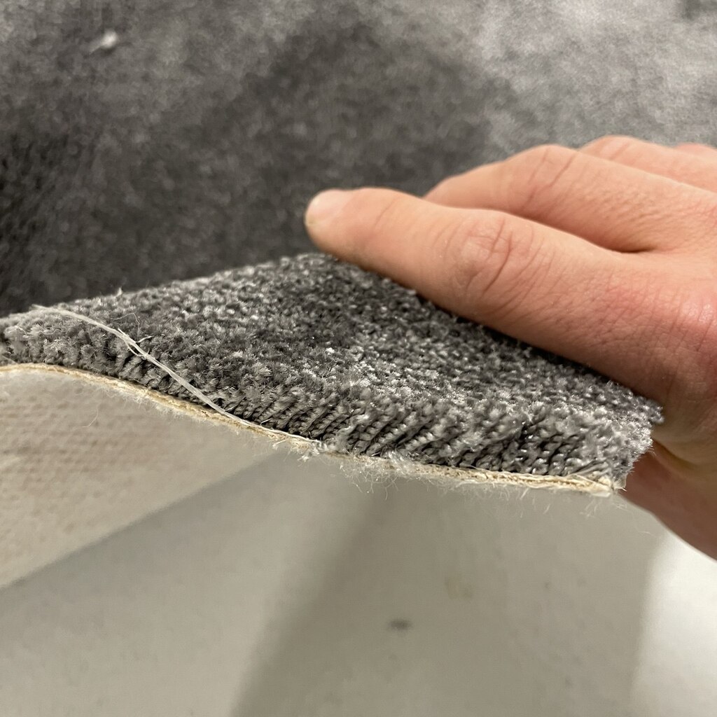 Moquette épaisse couleur gris foncé – Image 2