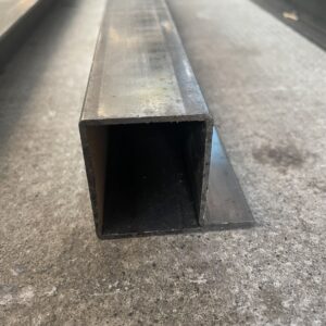 Acier tube à ailette L: 6m