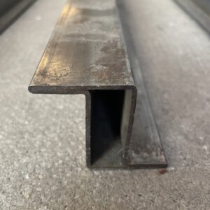 Acier tube à ailette Z (forme 1): 6m