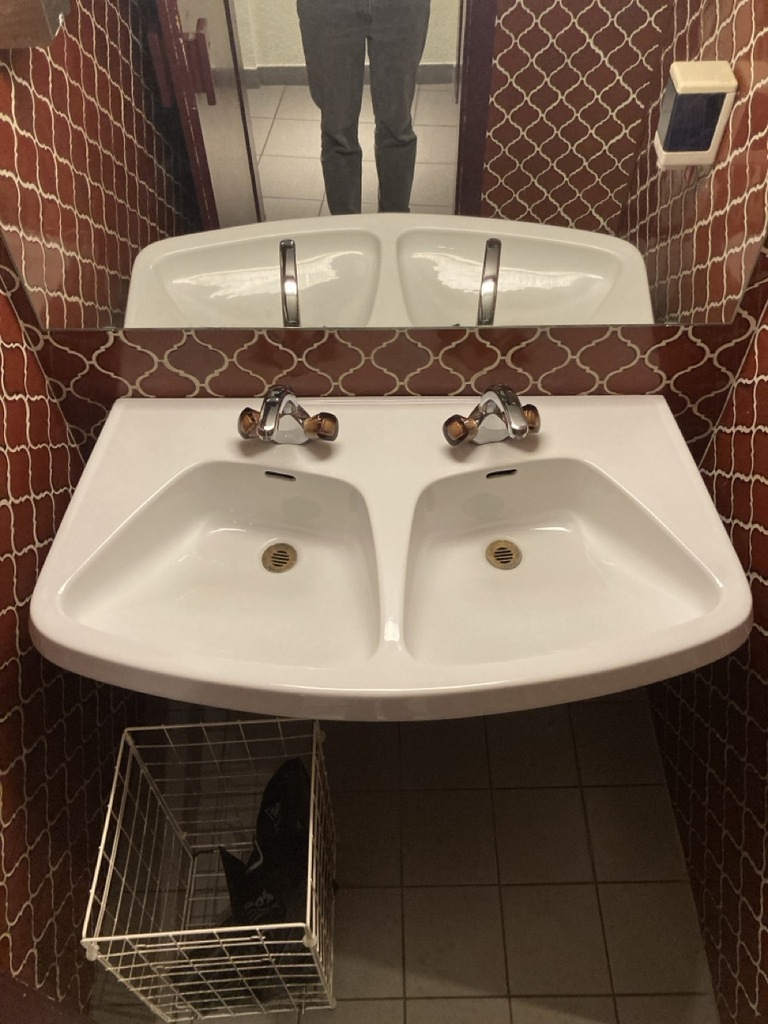 Lavabo double courbe – Image 2