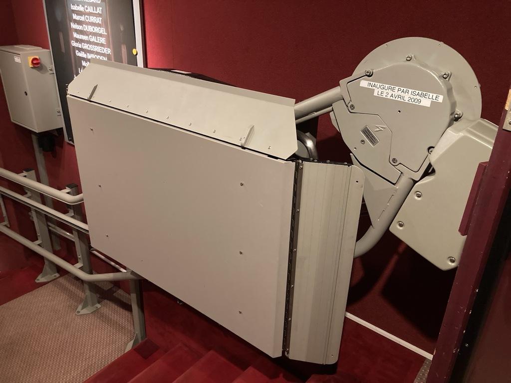 Plateforme élévatrice PMR