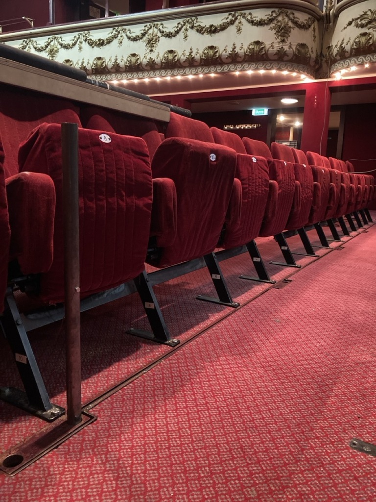 Fauteuil de théâtre – Image 2