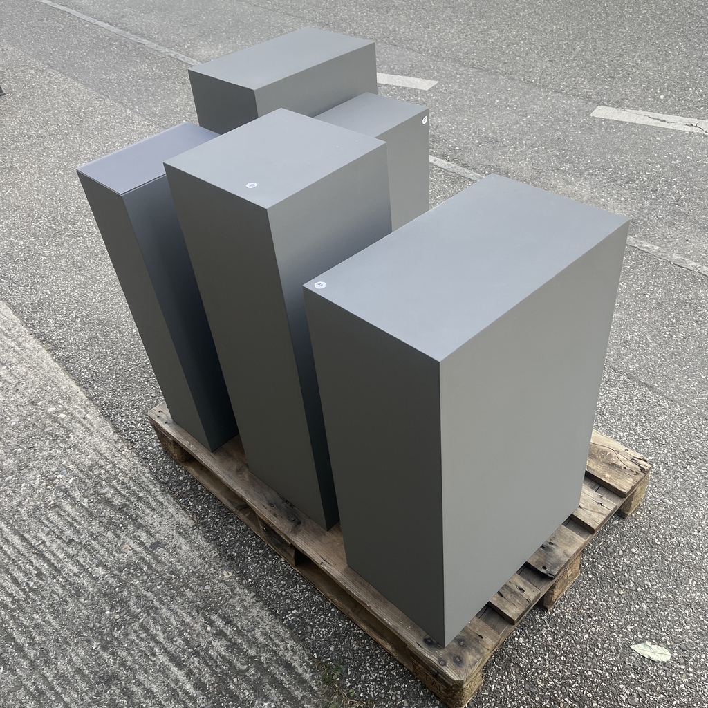 Socle d'exposition bordeaux 36x25
