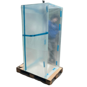 Grande cloche en plexiglas