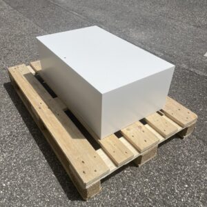 Socle d'exposition corian 78 x 48 x 30