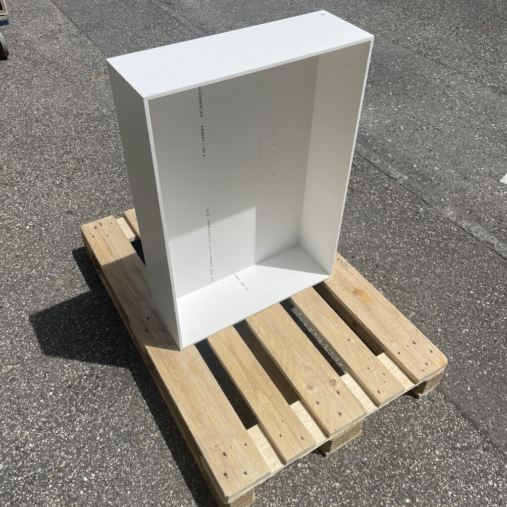 Socle d'exposition corian 86 x 60 x 20 – Image 3
