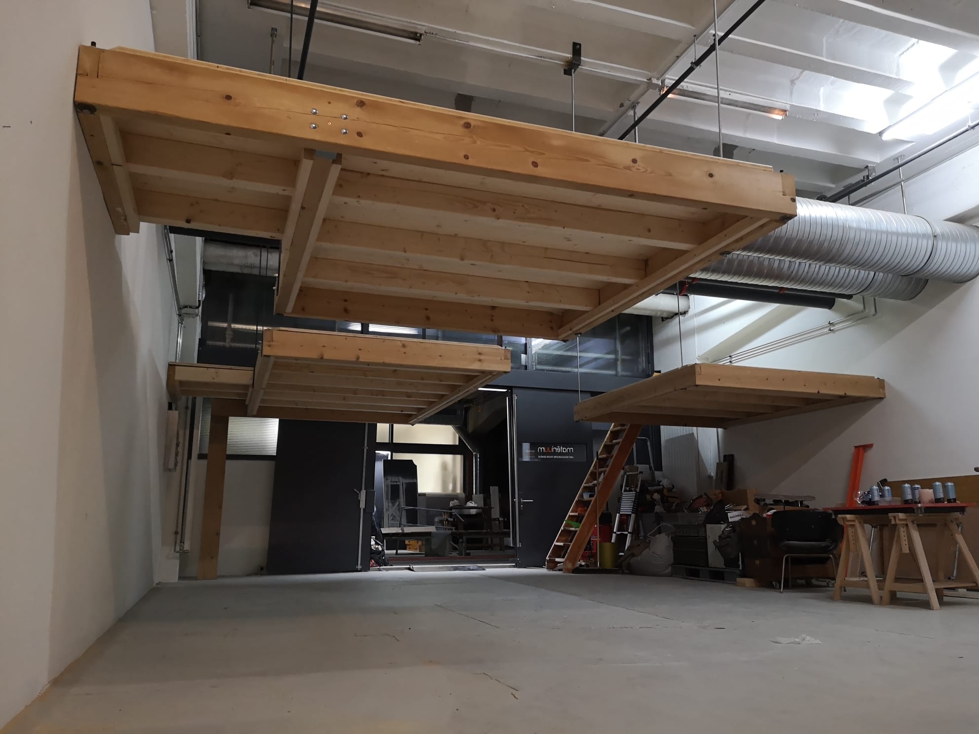 Mezzanines suspendues – 2020
