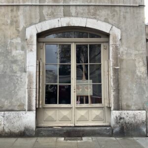 Encadrement fenêtres rez