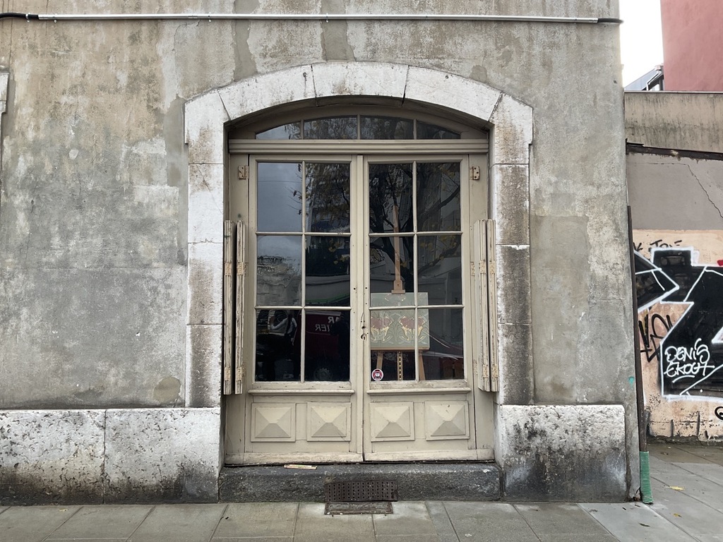 Encadrement fenêtres rez