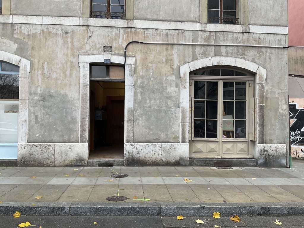 sous-bassement en pierre rue cordiers